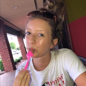 Meet your Posher, Haley